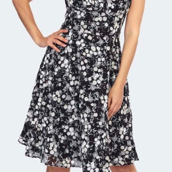 NWT VOODOO VIXON New Floral Embroidery Chiffon Flutter Sleeve Flare Dress XS - Picture 3 of 6